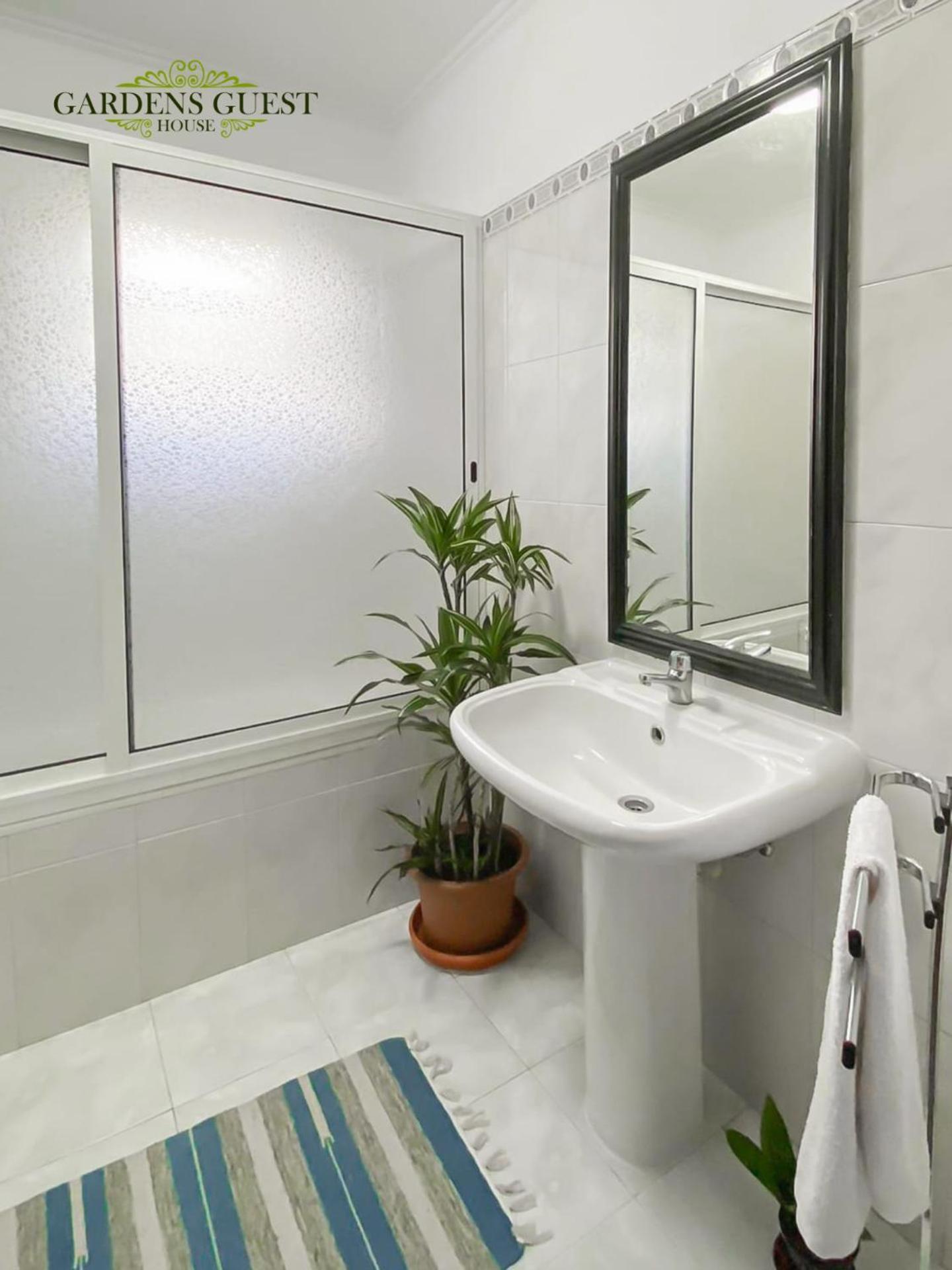 Gardens Guest House Sao Vicente  Room photo